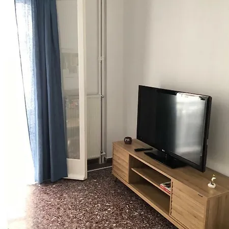 Happy House Apartment
